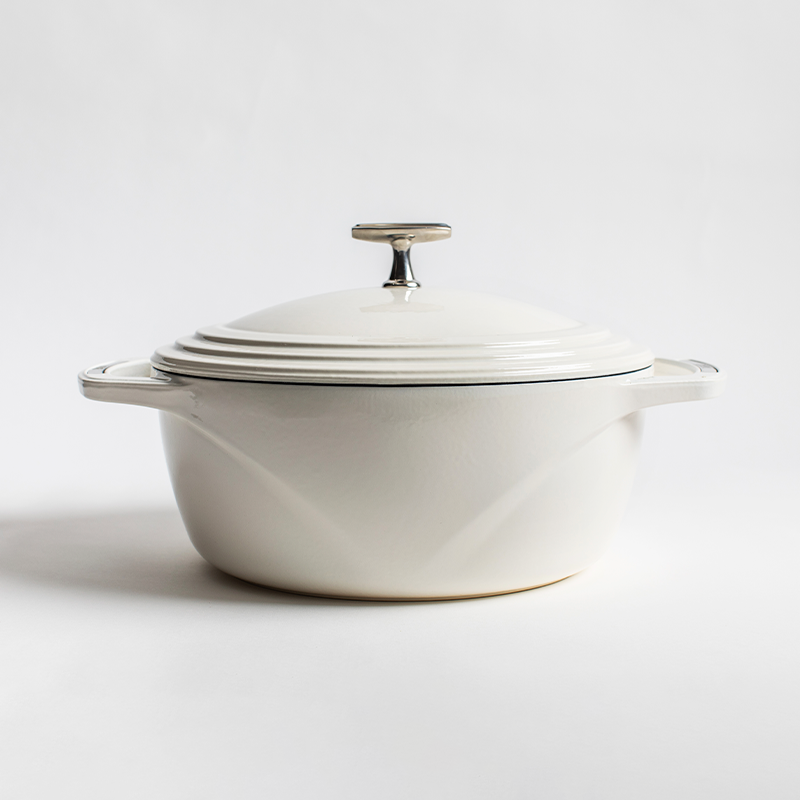 USA Enamel? Cast Iron Dutch Oven - Image 27