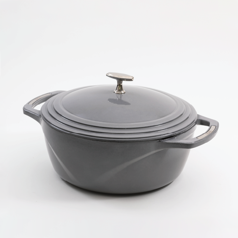 USA Enamel? Cast Iron Dutch Oven - Image 120